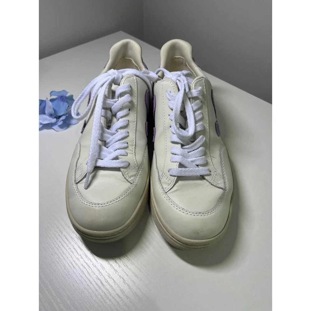 Veja V-12 Leather Sneakers White Lilac Purple Womens Size 9 EUR 40 Low Top Shoes